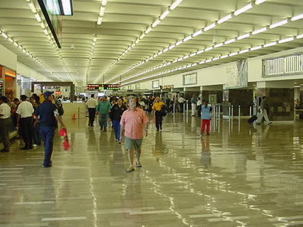 Guadalajara International Airport, Ajijic/Lake Chapala - Tom Barsanti